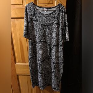 LuLaRoe Julia Dress